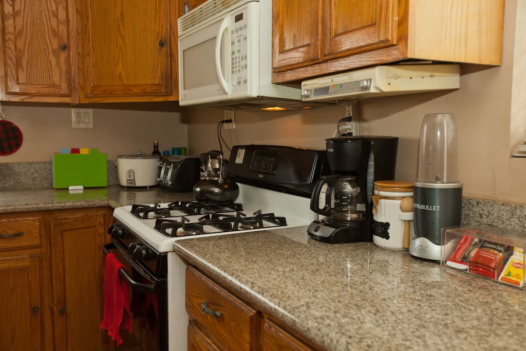 Ease right in and start cooking, just like you were at home. We have a rice maker, toaster, electric kettle, coffee maker, coffee grinder and a NutraBullet.