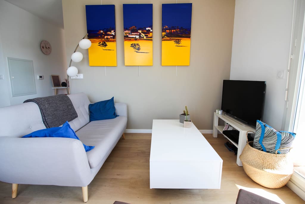 Cosy space