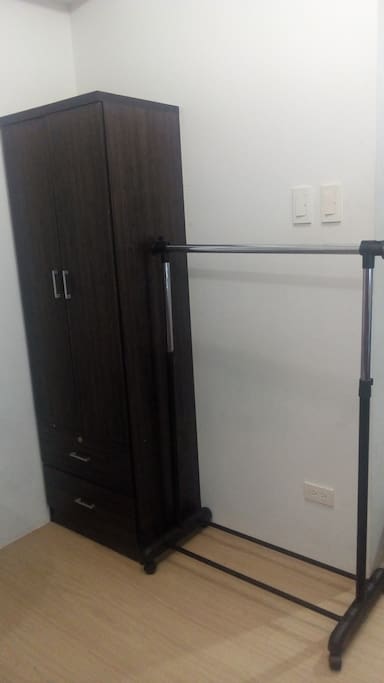 Available condo unit facilities.