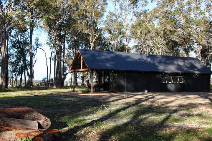 Littlewood Chalet, new Private & Peaceful Haven gallery image 2