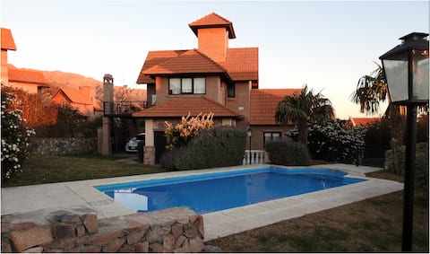 Popular Airbnb listing: Casa Mamuska, Country Chumamaya Merlo, San Luis in Junín