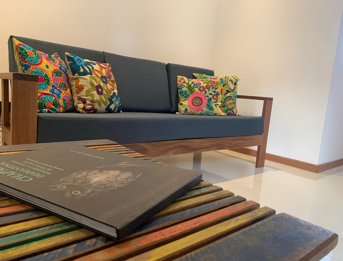 Mapambo ya kijijini na ya vitu vichache. 