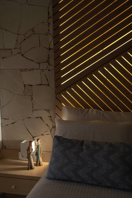 Decorative details