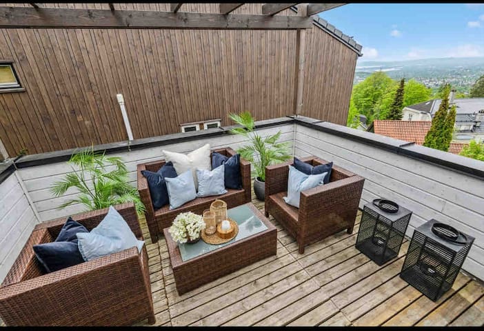 Hyggelig hus med flott utsikt. gallery image 3