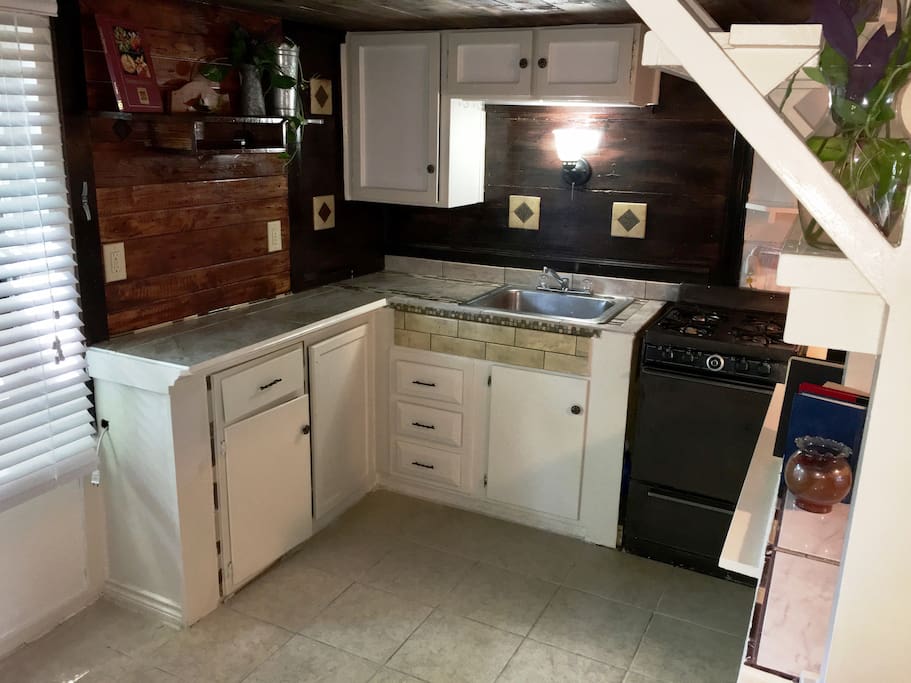 little efficiency kitchen