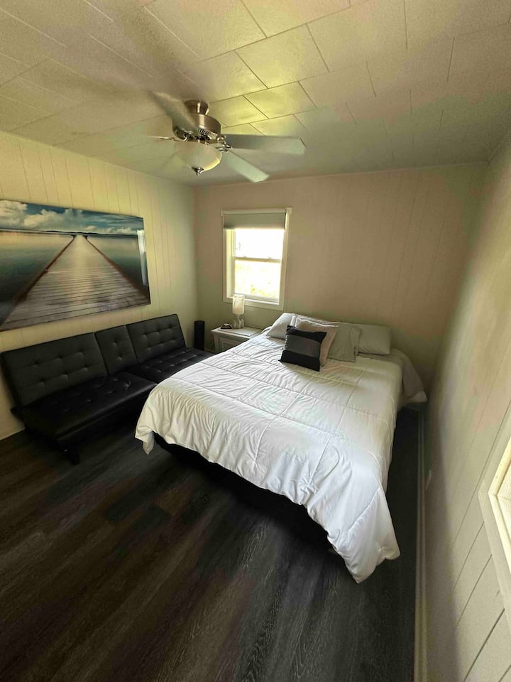 Спалня номер 2 двойно легло