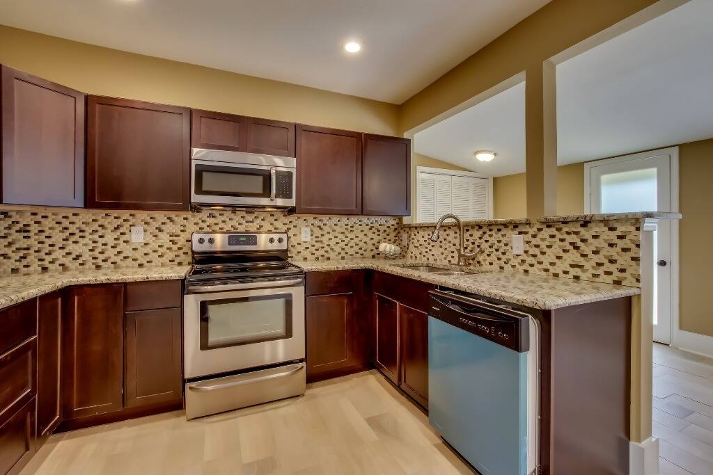 New, Spacious Kitchen. All new appliances.