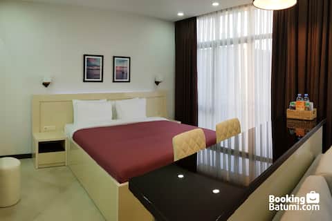 Cozy Studio in the Heart of Old Batumi