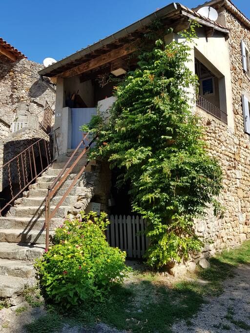 L'entrée au gîte