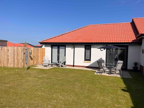 Beautiful Windmill Cottage