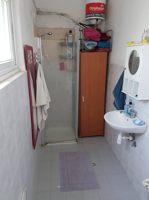 Bathroom&toilets