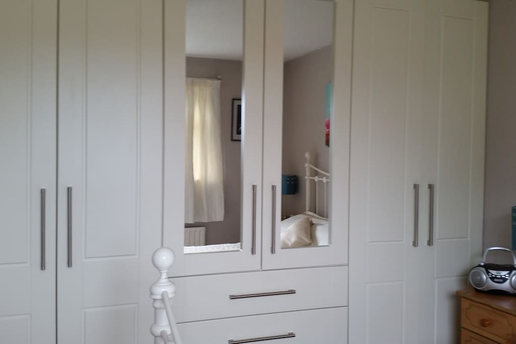 Loads of wardrobe space