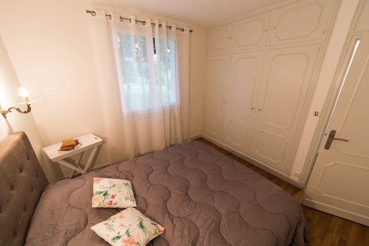 Chumba cha kulala cha ghorofa ya chini 1