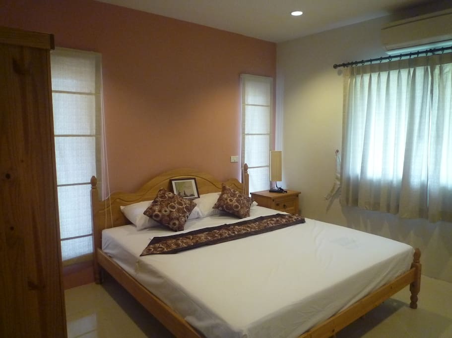 Bedroom2