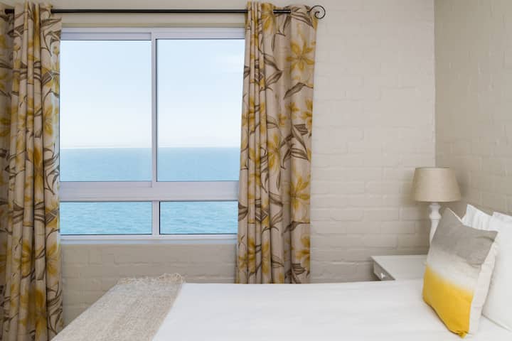 3号卧室配有独立卫生间 