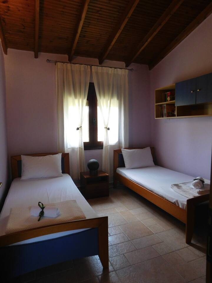 חדר שינה שני