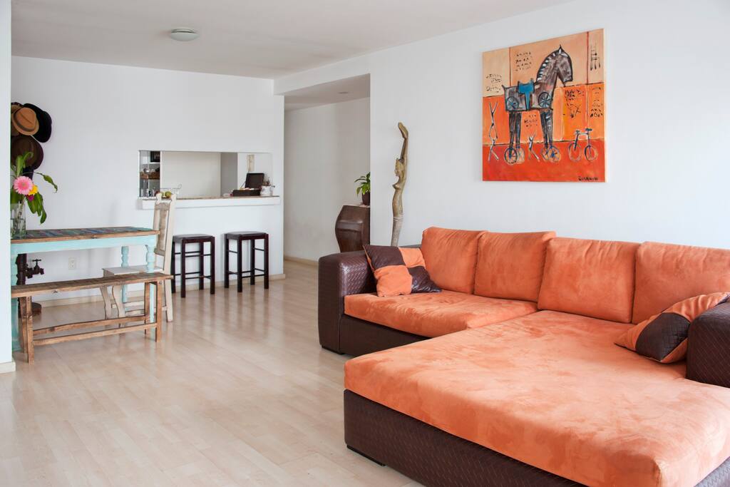 La sala con nuestro gran sillón !