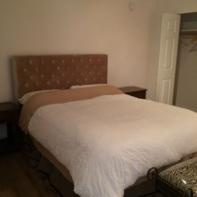 Master bedroom1