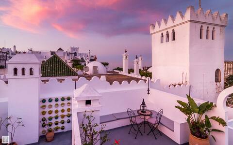 Tangier Abyssin Palace, 
Complete house.