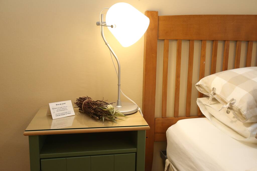 Comfortable double room with shared bathroom