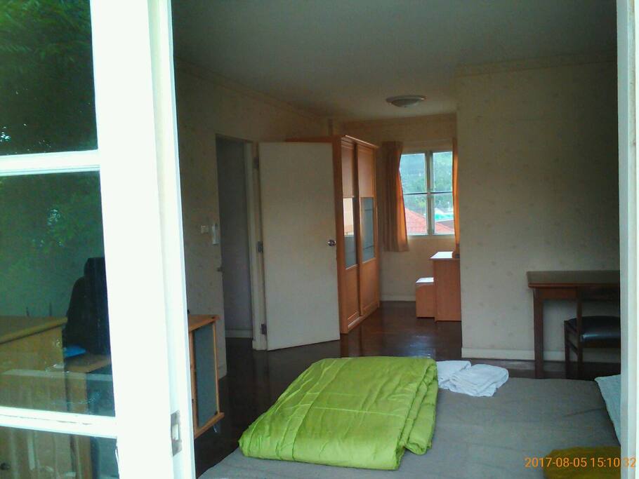 Viewing from the corridor in.