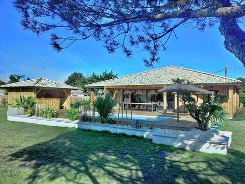 Villa des 3 pins with private pool & sauna