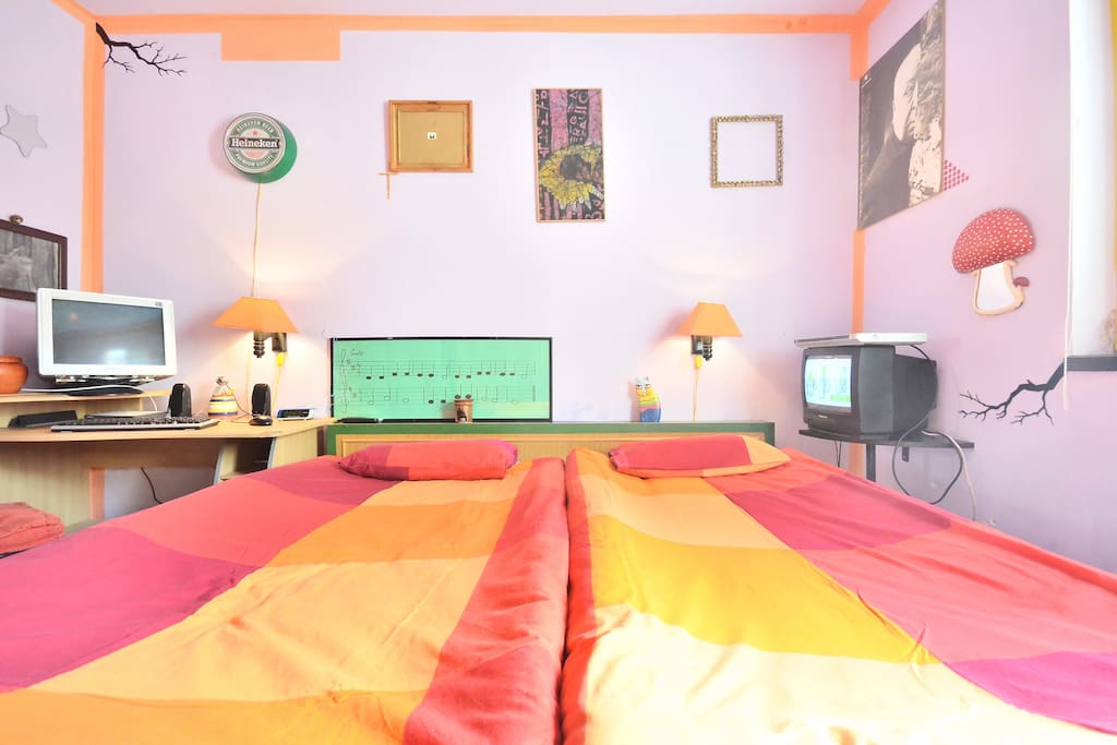 Main bedroom with double bed