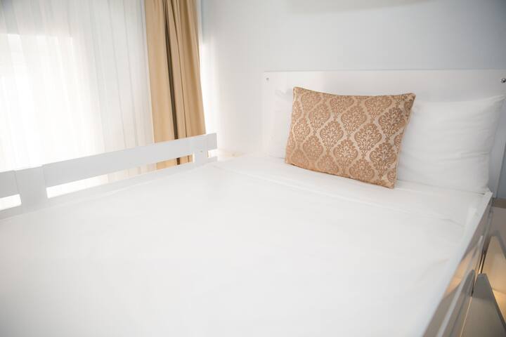 ★LAVANTA HOTEL★ SINGLE ROOM + BREAKFAST in TAKSIM