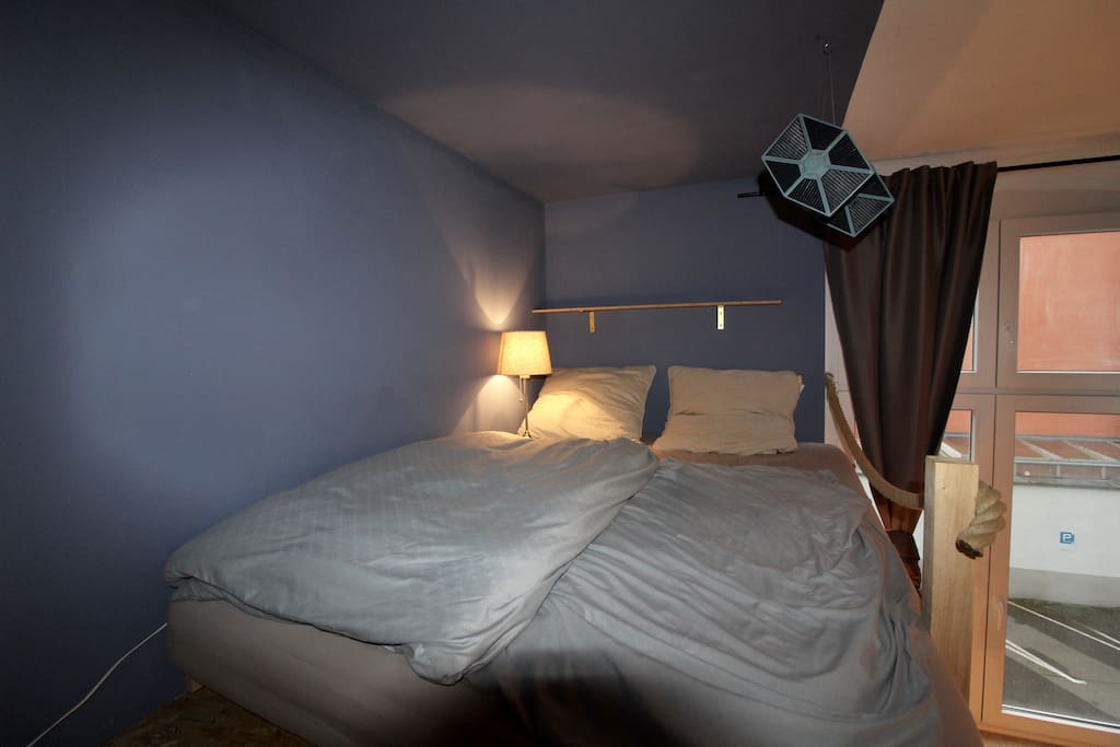 The cozy bunk bed offers a special sleeping atmosphere for restful nights.