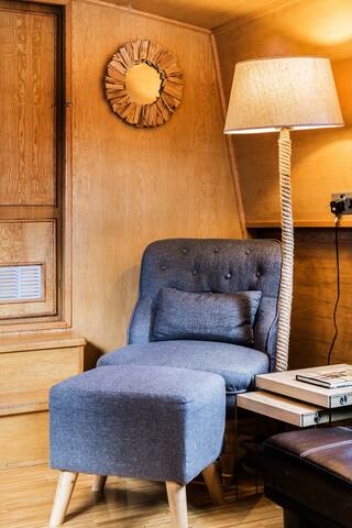 The Four Sisters Boatel gallery image 4