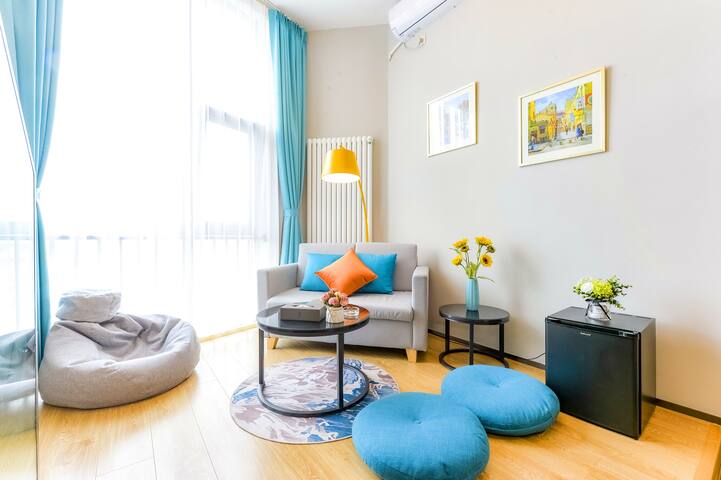 火车站/栈桥/天主教堂/loft复式/简约大床房