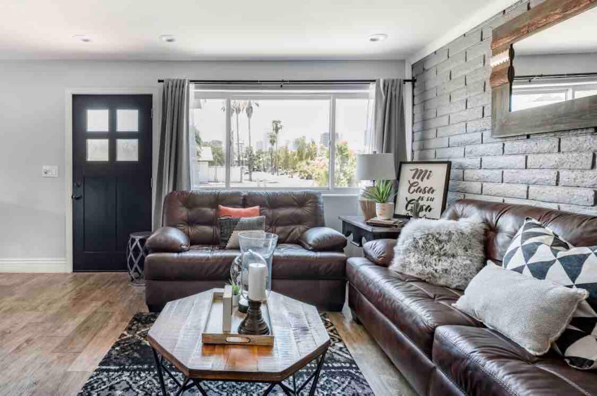 Comfy & Cozy Dt Phx Home w/SPA & EV Charger