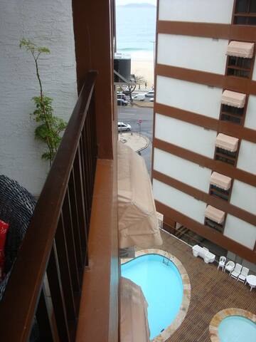 Marvellous 3 bedrooms front beach Ipanema complete gallery image 5