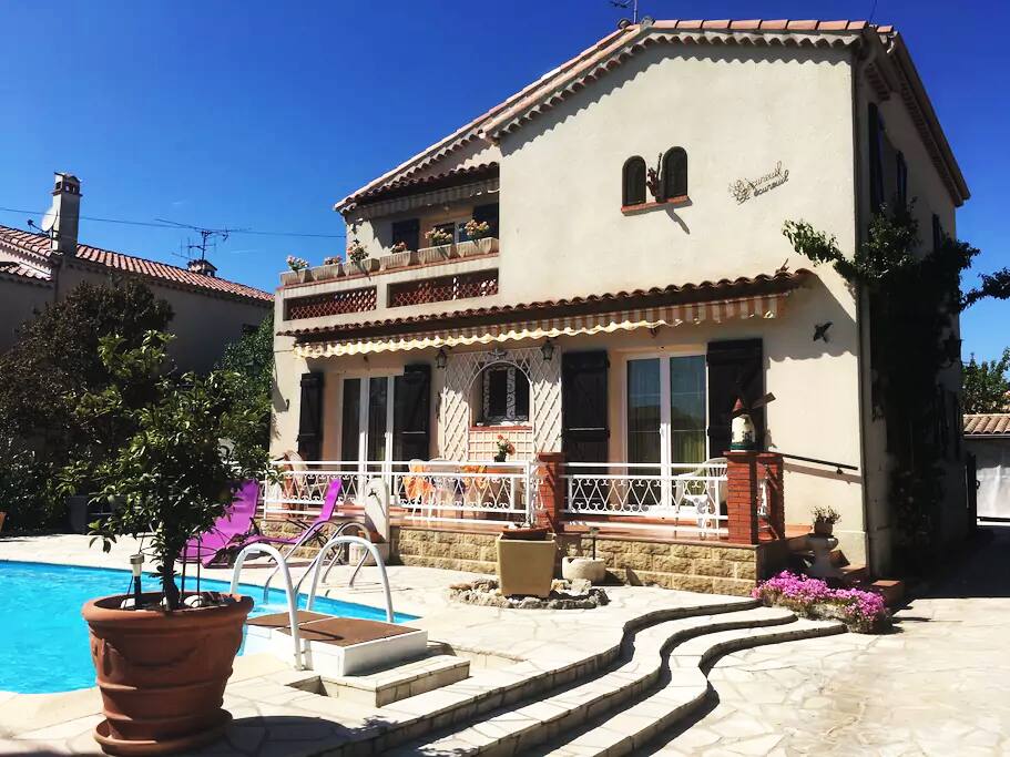 Devanture de la villa