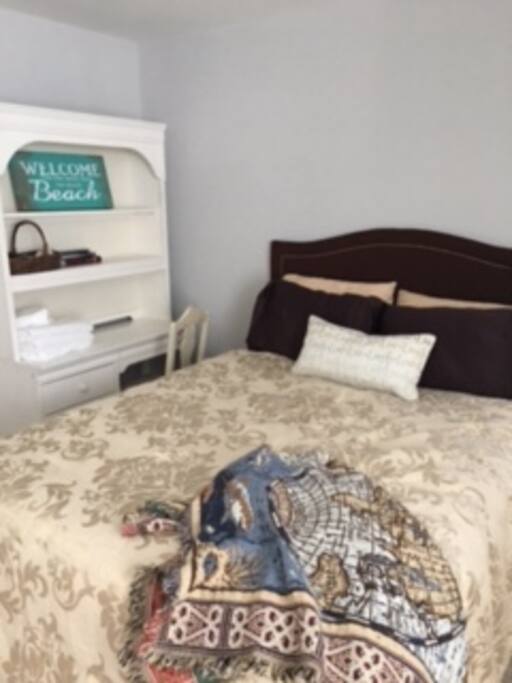 Queen Bed and desk