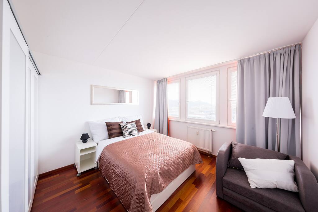 One of the bedrooms has a queen size bed with a comfortable mattress that will assure you have a good night sleep before visiting Prague's magic spots!