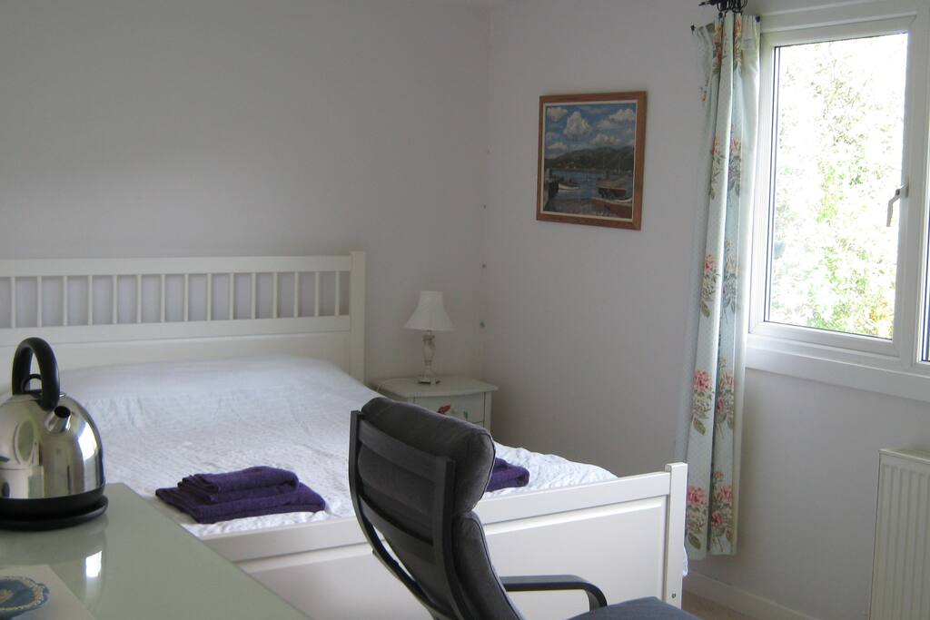 UK king size bed
