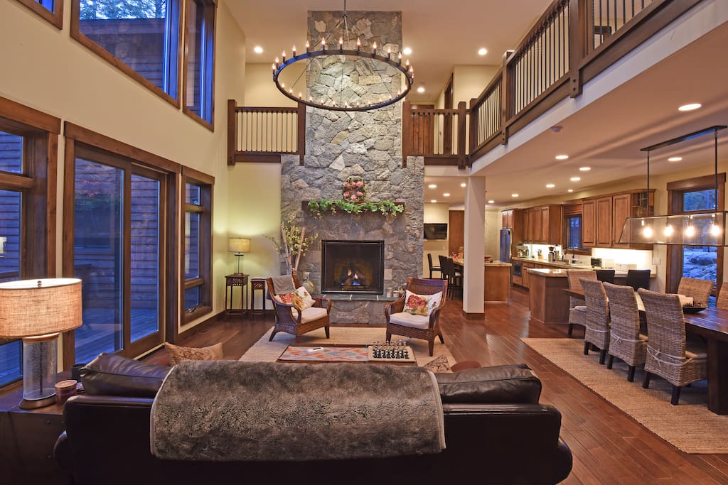 Living room with the dining room and kitchen to the left