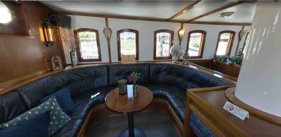 Volledig Schip te huur Historische Veerhaven gallery image 4