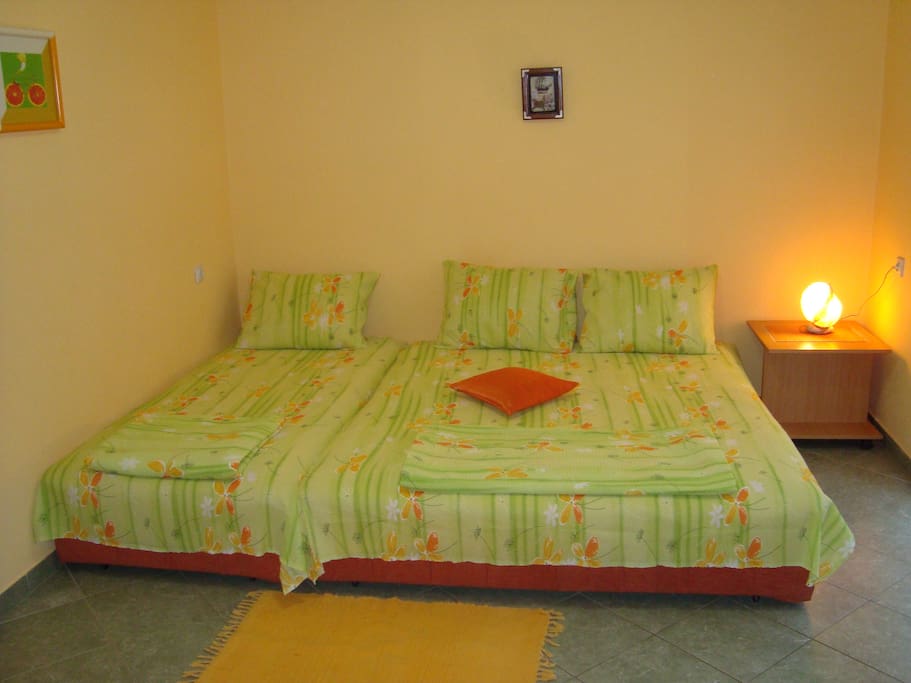 1 Single and 1 Double Bed