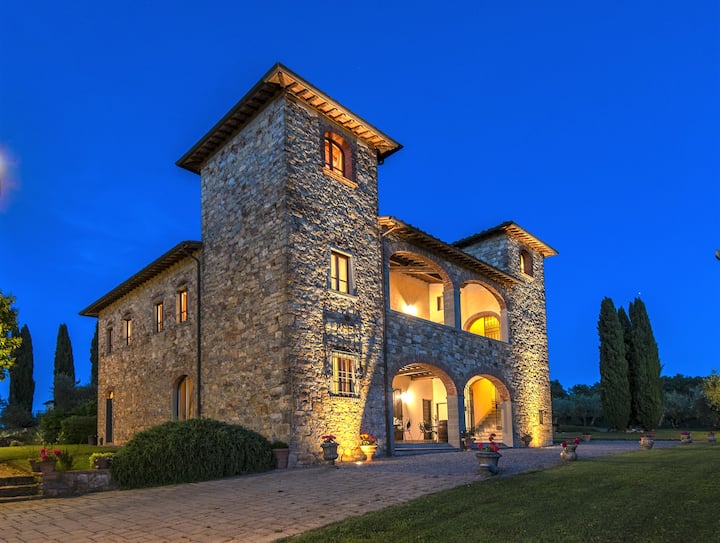 Villa Petrea - Holidays and Weddings