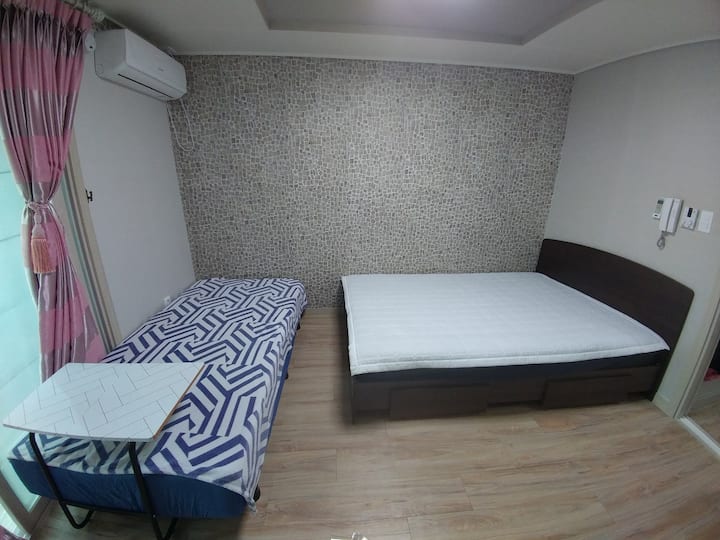 Pyeongtaeksi Holiday Rentals & Homes Gyeonggi Province, South Korea