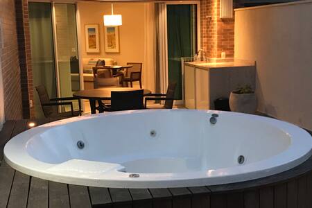 Flat Estanconfor Santos com Jacuzzi privativa !