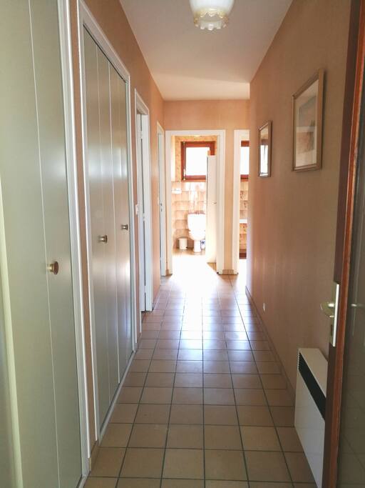 Entrée principale avec rangement