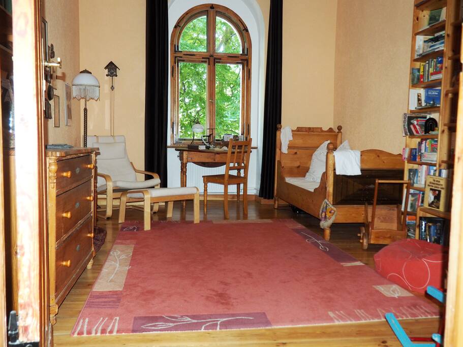 2. Schlafzimmer