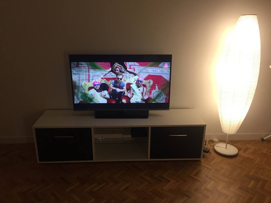 TV