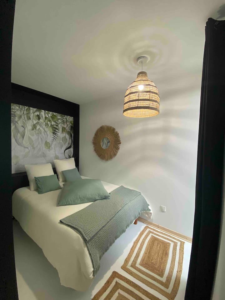 غرفة النوم 2