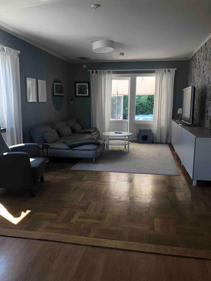 Villa I Nya Hjärsta - Örebro