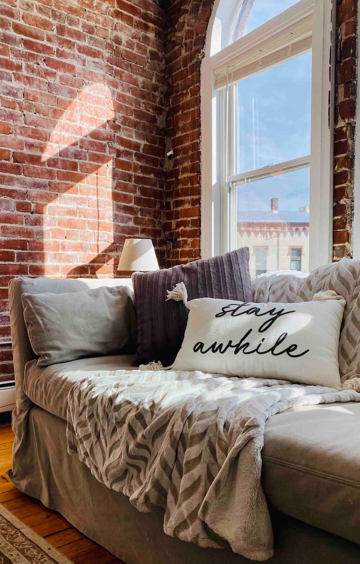 Heart Of Noho•views•comfy & Fun - Northampton, MA