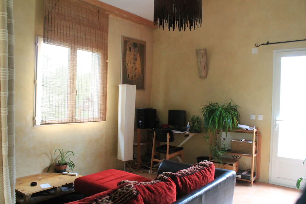 salon (TV WIFI)